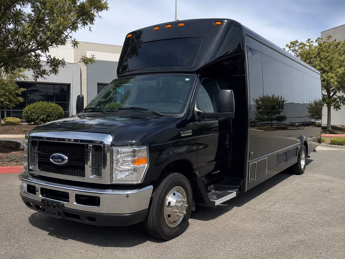 Birmingham Concert & Music Festival Transportation party bus exterior